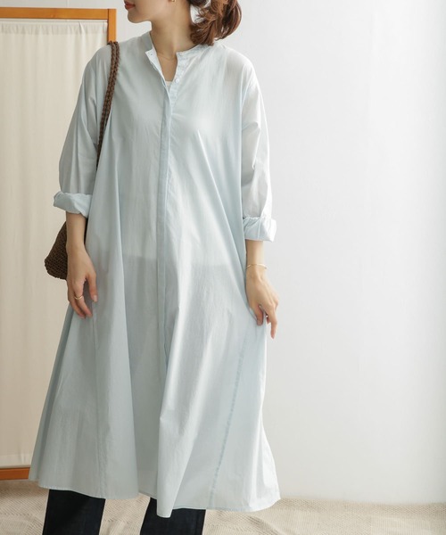 URBAN RESEARCH DOORS（アーバンリサーチドアーズ）の「コットンシアーシャツワンピース（ワンピース・レディース・ベージュ/ブルー・ONE）」の2枚目の写真