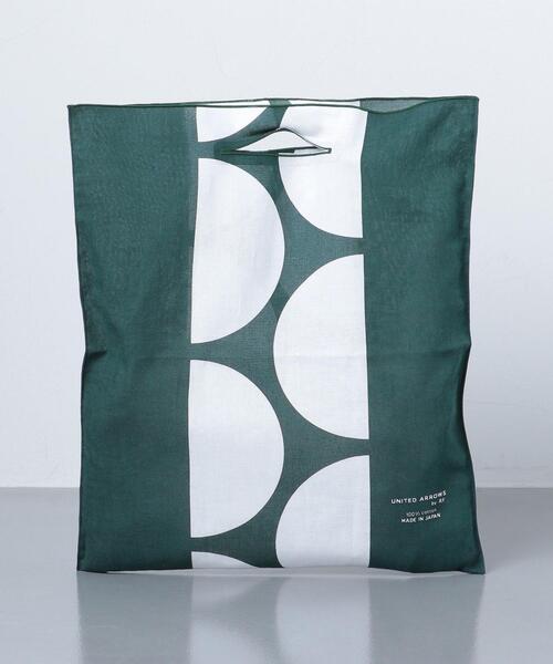 ROBERT FRASER（ロバートフレイザー）の「【別注】＜ROBERT FRASER (ロバート・フレイザー) ＞ ハンカチ エコバッグ（バンダナ/スカーフ・メンズ・ブラック/ケリー・FREE）」の2枚目の写真