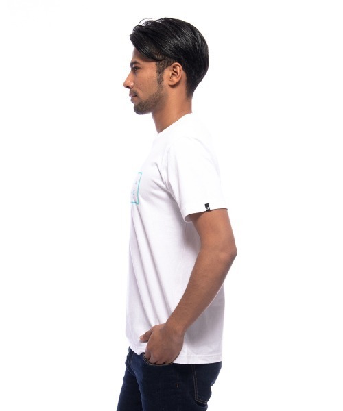 BILLABONG(ビラボン)の「BILLABONG メンズ 【CLOUD NINE】 【RED WHITE COLLECTION】 UNITY WAVE PRINT Tシャツ 【2021年夏モデル】/ビラボン半袖Tシャツ(Tシャツ/カットソー・メンズ・ホワイト系その他/ブラック/ホワイト・SMALL/X-LARGE/MEDIUM/LARGE)」の7枚目の写真