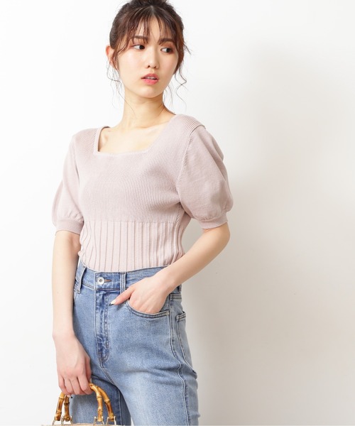 FREE'S MART(フリーズマート)の「スクエアネックボリュームスリーブ半袖ニット(ニット/セーター・レディース・ブラック/ピンク/ホワイト/グリーン・FREE)」の21枚目の写真