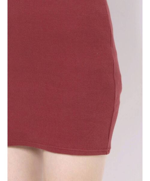 EMODA(エモダ)の「ハイネックカットミニワンピース(ワンピース・レディース・ブラック/レッド/ブルー/グリーン・FREE)」の8枚目の写真