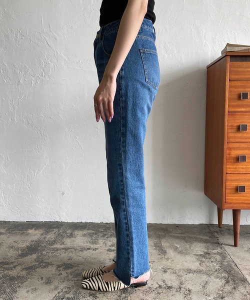 CAPRICIEUX LE'MAGE（カプリシューレマージュ）の「段違いストレートデニム（デニムパンツ・レディース・ブルー・36/38）」の3枚目の写真