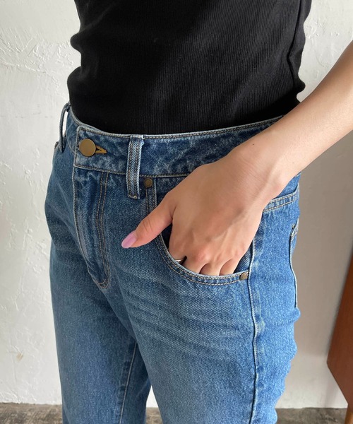 CAPRICIEUX LE'MAGE（カプリシューレマージュ）の「段違いストレートデニム（デニムパンツ・レディース・ブルー・36/38）」の5枚目の写真