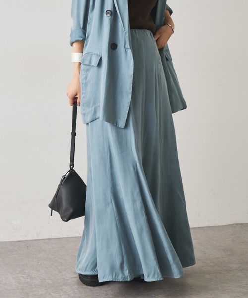 Omekashi（オメカシ）の「キュプラ切替マーメイドスカート（スカート・レディース・ブラック/ブラウン/ブルー・38/36）」の3枚目の写真