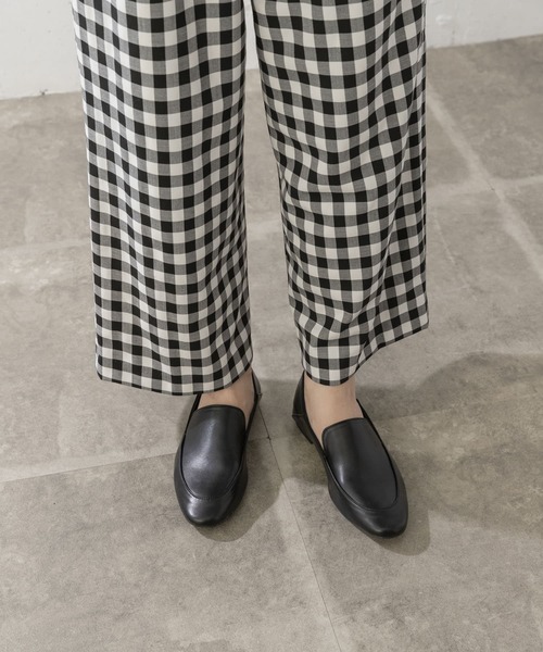 URBAN RESEARCH Sonny Label（アーバンリサーチサニーレーベル）の「ソフトレザーローファー（ローファー・レディース・ブラック/ブラウン/オフホワイト・23/24/23.5）」の4枚目の写真