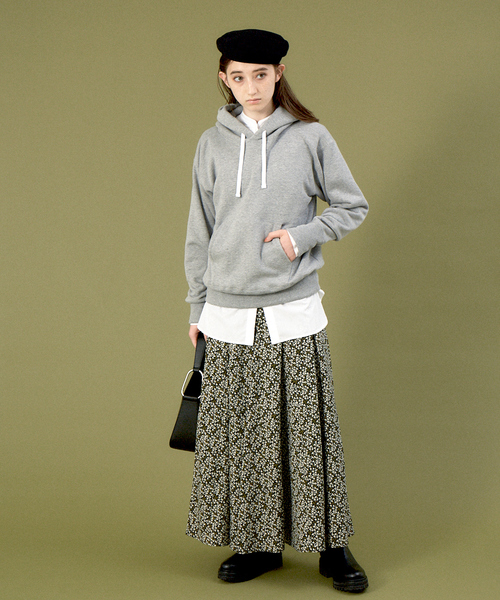 Rouge vif（ルージュヴィフ）の「吊裏毛スウェットパーカー（パーカー・レディース・グレー/オフホワイト・フリー）」の12枚目の写真