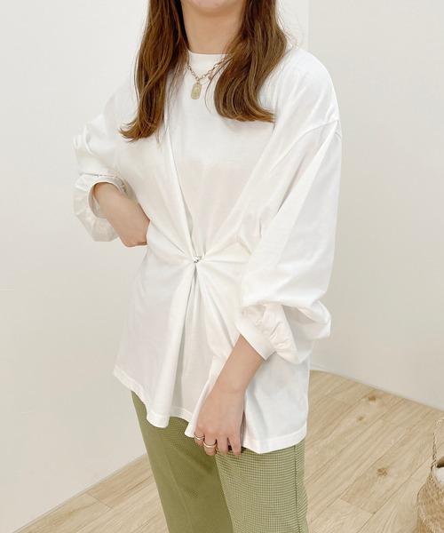 apres jour clair(アプレジュールクレア)の「【apress jour clair】2WAYデザインロンT(Tシャツ/カットソー・レディース・ピンクベージュ/オフホワイト/ライトベージュ・X-LARGE/フリー)」の7枚目の写真