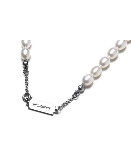 ANOTHERYOUTH(アナザーユース)の「【ANOTHERYOUTH/アナザーユース】logo pearl necklace/パールンネックレス ロゴネックレス(ネックレス・メンズ・シルバー・ONE SIZE)」の12枚目の写真