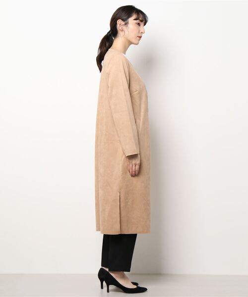 e.r.g*（イーアールジー）の「Ｆスエードカットオフロングコート（ダウンジャケット/コート・レディース・ベージュ・M）」の4枚目の写真