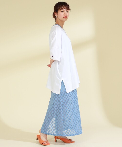 Champion（チャンピオン）の「Champion × Ray BEAMS / 別注 ビッグ Tシャツ（Tシャツ/カットソー・レディース・ホワイト/ブラック/ボルドー・MEDIUM）」の7枚目の写真