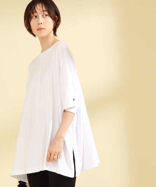 Champion（チャンピオン）の「Champion × Ray BEAMS / 別注 ビッグ Tシャツ（Tシャツ/カットソー・レディース・ホワイト/ブラック/ボルドー・MEDIUM）」の10枚目の写真