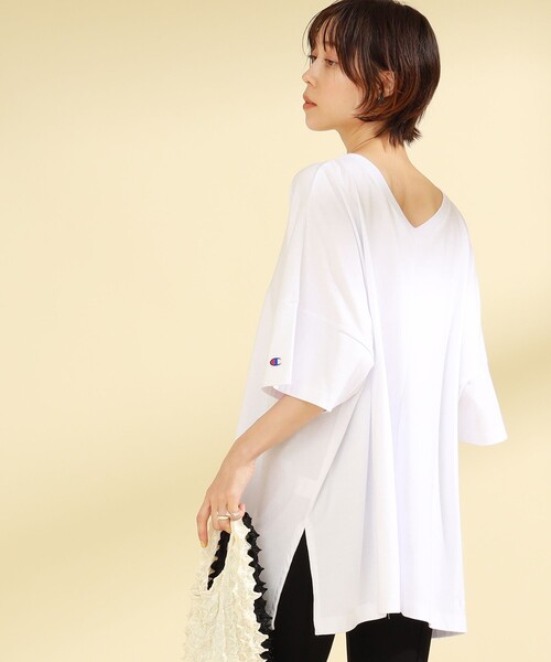 Champion（チャンピオン）の「Champion × Ray BEAMS / 別注 ビッグ Tシャツ（Tシャツ/カットソー・レディース・ホワイト/ブラック/ボルドー・MEDIUM）」の11枚目の写真