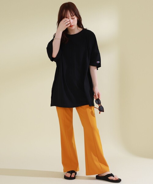 Champion（チャンピオン）の「Champion × Ray BEAMS / 別注 ビッグ Tシャツ（Tシャツ/カットソー・レディース・ホワイト/ブラック/ボルドー・MEDIUM）」の20枚目の写真