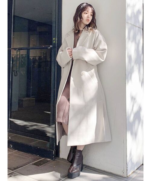 dazzlin（ダズリン）の「ベーシックダブルチェスターコート（チェスターコート・レディース・ブラック/キャメル/ブルー/アイボリー・FREE）」の7枚目の写真