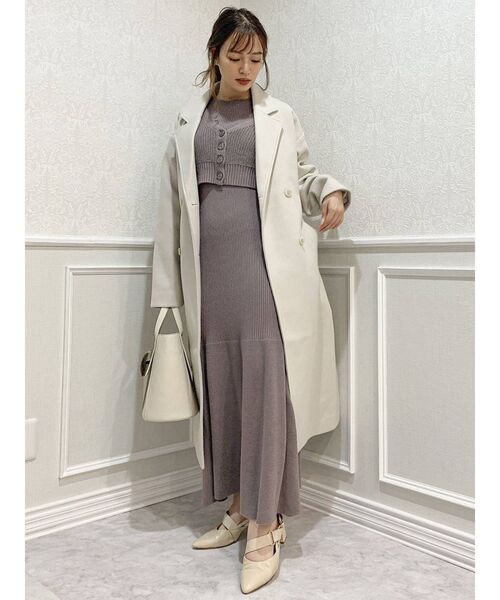 dazzlin（ダズリン）の「ベーシックダブルチェスターコート（チェスターコート・レディース・ブラック/キャメル/ブルー/アイボリー・FREE）」の20枚目の写真