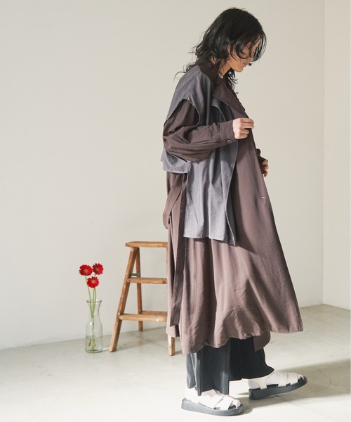 ANGIE（アンジー）の「ベスト付き 3WAYデザインコート（トレンチコート・レディース・ベージュ/スミクロ/ライトベージュ・FREE）」の20枚目の写真