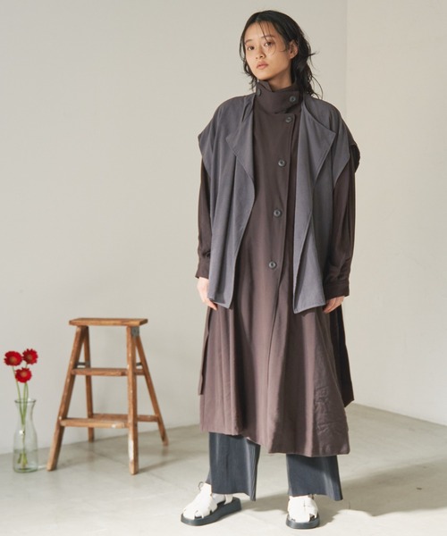 ANGIE（アンジー）の「ベスト付き 3WAYデザインコート（トレンチコート・レディース・ベージュ/スミクロ/ライトベージュ・FREE）」の22枚目の写真