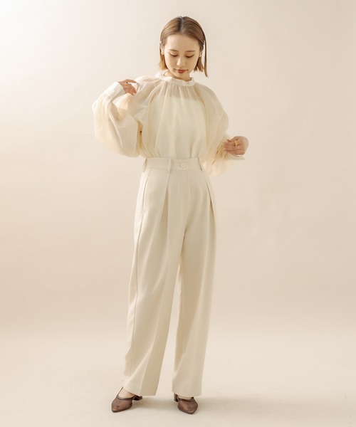 mline（エムライン）の「[mline] シアーボリューム袖ブラウス（シャツ/ブラウス・レディース・ベージュ/アイボリー・FREE）」の6枚目の写真