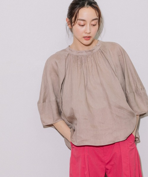 Munich(ミューニック)の「60sライトフレンチリネンギャザーブラウス(シャツ/ブラウス・レディース・ブラック/カーキ/ライトグリーン/グレイッシュベージュ・FREE)」の3枚目の写真