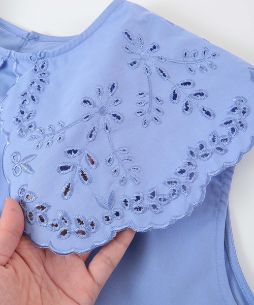 刺繍襟付デザインノースリーブラウス