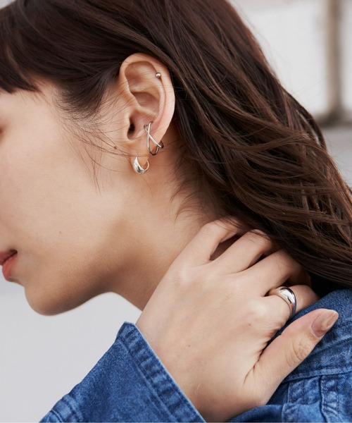 Auntie Rosa Holiday（アンティローザホリデー）の「クロスプチイヤカフ（イヤーカフ・レディース・シルバー/ゴールド・FREE）」の11枚目の写真