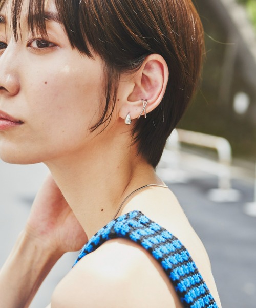 Auntie Rosa Holiday（アンティローザホリデー）の「クロスプチイヤカフ（イヤーカフ・レディース・シルバー/ゴールド・FREE）」の5枚目の写真