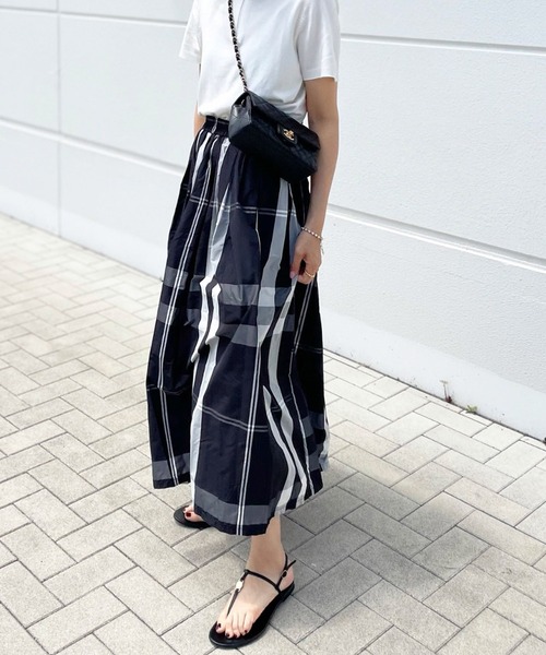 MLI'A（エムリア）の「タックギャザーBIGチェックスカート（スカート・レディース・ホワイト×ブラック/ブラック×ホワイト・FREE）」の17枚目の写真