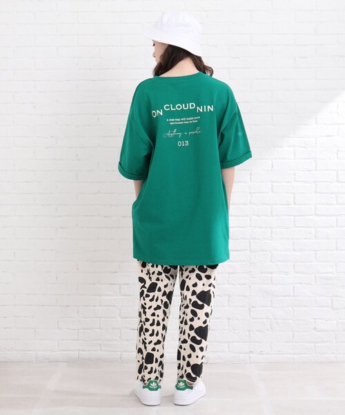 Cutie Blonde(キューティーブロンド)の「◆バックロゴBIGTシャツ(Tシャツ/カットソー・レディース・オフホワイト/キャメル/グリーン/ブラック・00)」の10枚目の写真