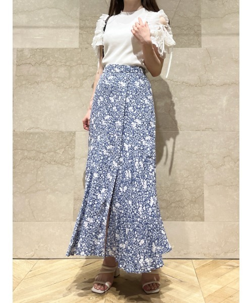 SNIDEL（スナイデル）の「プリントマーメイドスリットスカート（スカート・レディース・ブルー/ブラック/レッド・1/0）」の21枚目の写真