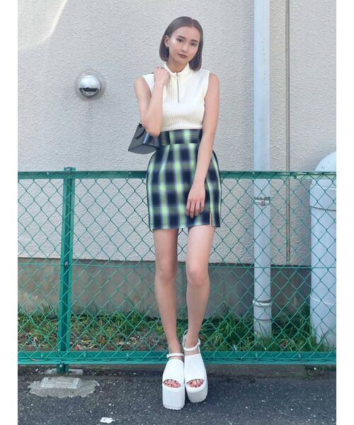 EMODA（エモダ）の「ハイウエストスリットスカート（スカート・レディース・ブラック/グレー/ブルー/その他・SMALL/MEDIUM）」の5枚目の写真