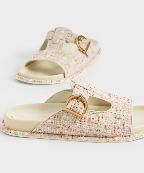CHARLES & KEITH（チャールズ & キース）の「カットアウト バックルスライド / Cut-Out Buckled Slides（サンダル・レディース・クリーム/ブラック/イエロー・25.5cm/25cm/23cm/22.5cm/24.5cm/23.5cm）」の14枚目の写真