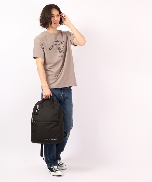 anello(アネロ)の「anello GRANDE 撥水加工バックパック(バックパック/リュック・メンズ・ブラック/ベージュ/ネイビー/ブラック系その他/ライトグレー/マスタード・FREE/F)」の12枚目の写真