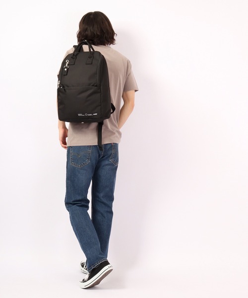anello(アネロ)の「anello GRANDE 撥水加工バックパック(バックパック/リュック・メンズ・ブラック/ベージュ/ネイビー/ブラック系その他/ライトグレー/マスタード・FREE/F)」の14枚目の写真