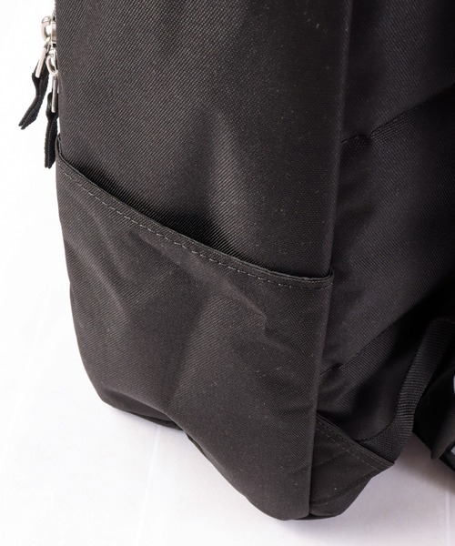 anello(アネロ)の「anello GRANDE 撥水加工バックパック(バックパック/リュック・メンズ・ブラック/ベージュ/ネイビー/ブラック系その他/ライトグレー/マスタード・FREE/F)」の19枚目の写真