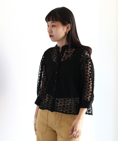 cepo（セポ）の「フラワー／ボタニカル　シシュウショートカーディガン 2（シャツ/ブラウス・レディース・ブラック/ホワイト系その他/ホワイト系その他2/ブラック系その他2・M）」の13枚目の写真