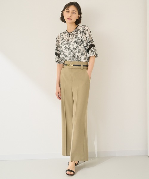 ANAYI（アナイ）の「モノトーンフラワーソデレース ブラウス（シャツ