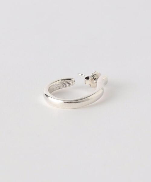 VELATTI（ヴェラッティ）の「【別注】＜VELATTI＞フープ ピアス（ピアス（両耳用）・レディース・シルバー・FREE）」の4枚目の写真