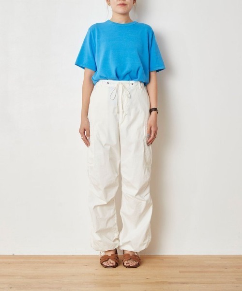 THE SHINZONE（ザ　シンゾーン）の「THE SHINZONE WIND OVER PANTS 22MMSPA06（カーゴパンツ・レディース・オフホワイト・36）」の5枚目の写真