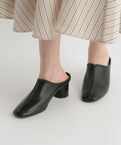 Andemiu（アンデミュウ）の「フロントシームサボ352111（サンダル・レディース・ブラック/ベージュ・S/M/L）」の3枚目の写真