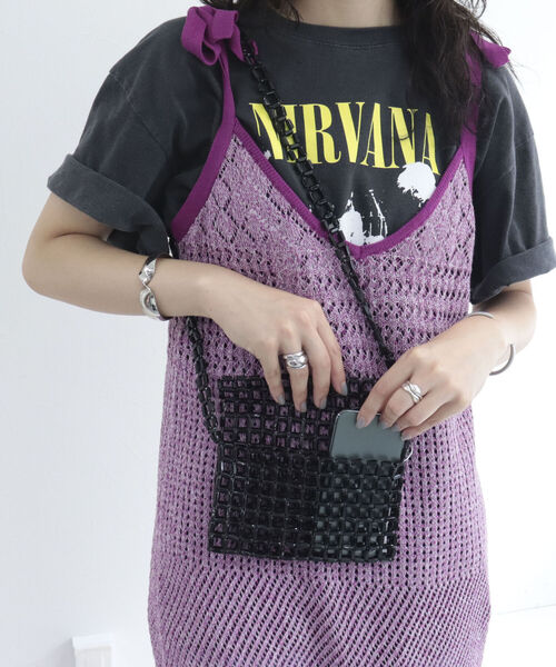 fredy emue（フレディエミュ）の「ビーズミニポシェット（ショルダーバッグ・レディース・パープル/ブラック・FREE）」の2枚目の写真