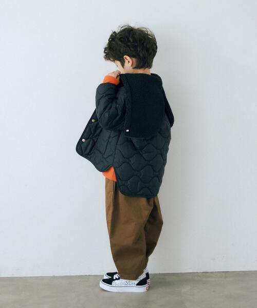 green label relaxing（グリーンレーベルリラクシング）の「TJ キルト×ボア セーラーカラー ブルゾン 100-130cm -撥水-（ブルゾン・キッズ・ブラック/ナチュラル・S130/XS110）」の20枚目の写真