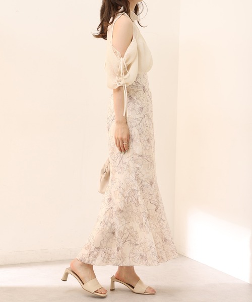 one after another NICE CLAUP(ワンアフターアナザーナイスクラップ)の「WEB限定/スッキリ見える美シルエット。 花柄ロングスカート(スカート・レディース・アイボリー/ミント/ベージュ/ブラウン・FREE)」の12枚目の写真