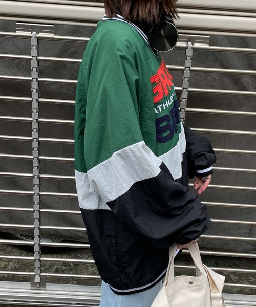 WEGO（ウィゴー）の「WEGO/カラーブロックナイロンプルオーバー（スウェット・メンズ・ダークグリーン/グレー/ブルー・MEDIUM/LARGE）」の21枚目の写真