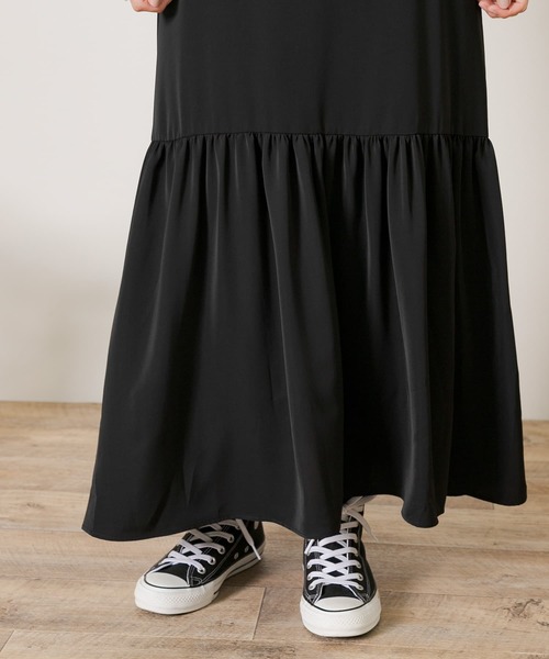 URBAN RESEARCH Sonny Label（アーバンリサーチサニーレーベル）の「ワンティアードキャミワンピース（ワンピース・レディース・ブラック/ブラウン・FREE）」の19枚目の写真