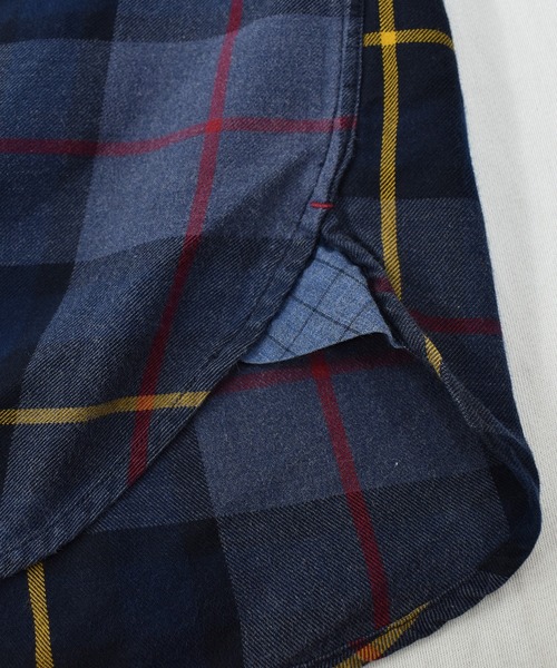 TOMMY HILFIGER（トミーヒルフィガー）の「【ヴィンテージ古着】TOMMY HILFIGER / トミーヒルフィガー ボタンダウン 長袖 チェックシャツ（シャツ/ブラウス・メンズ・ネイビー・MEDIUM）」の7枚目の写真