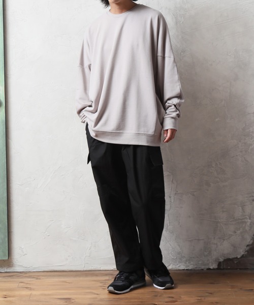 Art re A select(アトリエセレクト)の「OVERSIZED DOLMAN SWEATSHIRT/ソフトタッチ裏毛 オーバーサイズ ドルマン スウェット プルオーバー(スウェット・メンズ・アイボリー/ブルー/ピンク/ベージュ/スミクロ・L/M)」の8枚目の写真