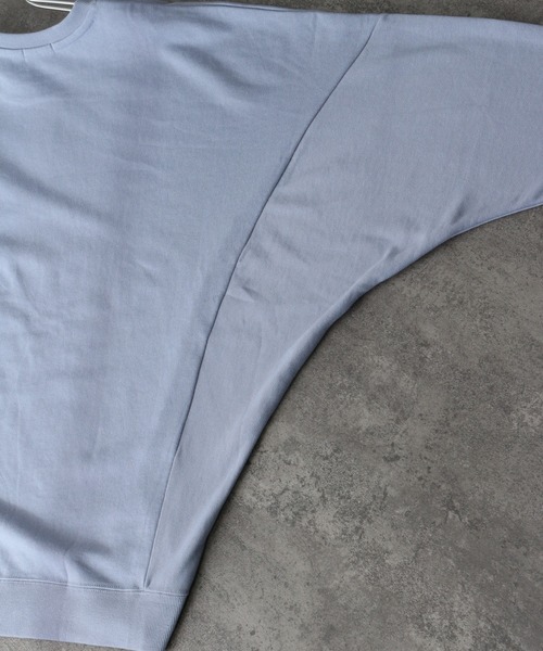 Art re A select(アトリエセレクト)の「OVERSIZED DOLMAN SWEATSHIRT/ソフトタッチ裏毛 オーバーサイズ ドルマン スウェット プルオーバー(スウェット・メンズ・アイボリー/ブルー/ピンク/ベージュ/スミクロ・L/M)」の22枚目の写真