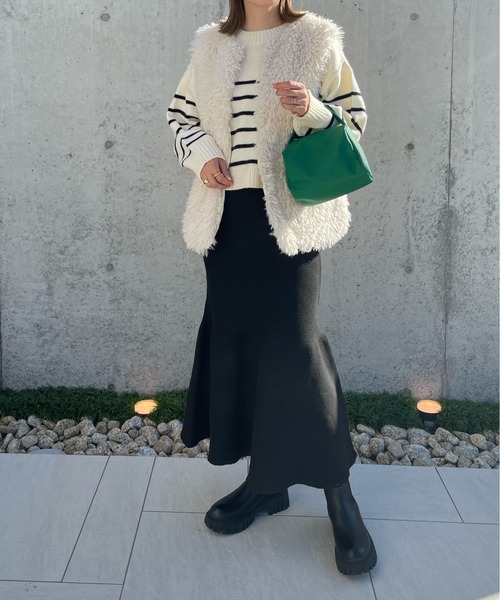 y/m by misato（イムバイミサト）の「タンクソールブーツ（ブーツ・レディース・ブラック・LARGE/SMALL/MEDIUM）」の4枚目の写真