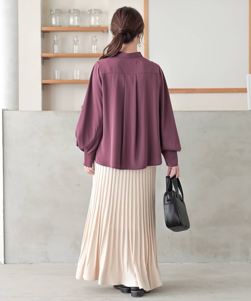 osharewalker(オシャレウォーカー)の「『タックデザイン袖ブラウス』(シャツ/ブラウス・レディース・ダークパープル/グリーン/ライトベージュ・1/2)」の17枚目の写真