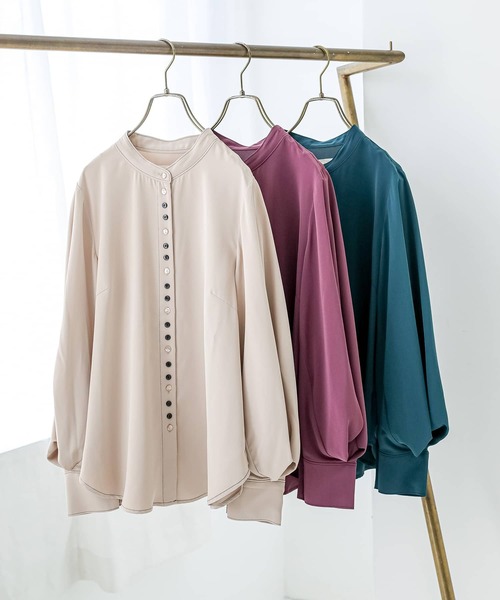 osharewalker(オシャレウォーカー)の「『タックデザイン袖ブラウス』(シャツ/ブラウス・レディース・ダークパープル/グリーン/ライトベージュ・1/2)」の4枚目の写真